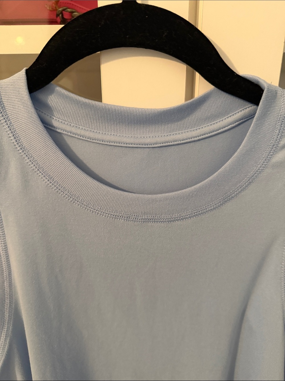Vuori Energy Tank Periwinkle Blue - Picture 3 of 8